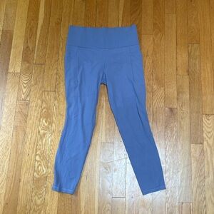 Athleta Salulation Stash 7/8 Tight